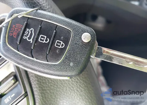 2017 Hyundai Santa Fe Sport 2.4L из США, поврежденный, VIN 5XYZU3LB7HG429443